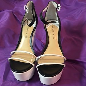 Gianni Bini Wedge Sandals